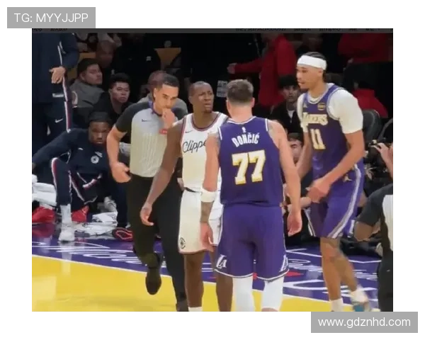 库克回忆湖人快船宿敌岁月与路威建立深厚友谊